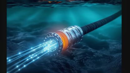 how-light-sends-the-internet-across-oceans